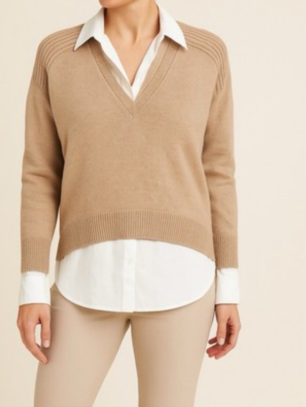Brochu Walker Layered V Neck Sweater Size Medium